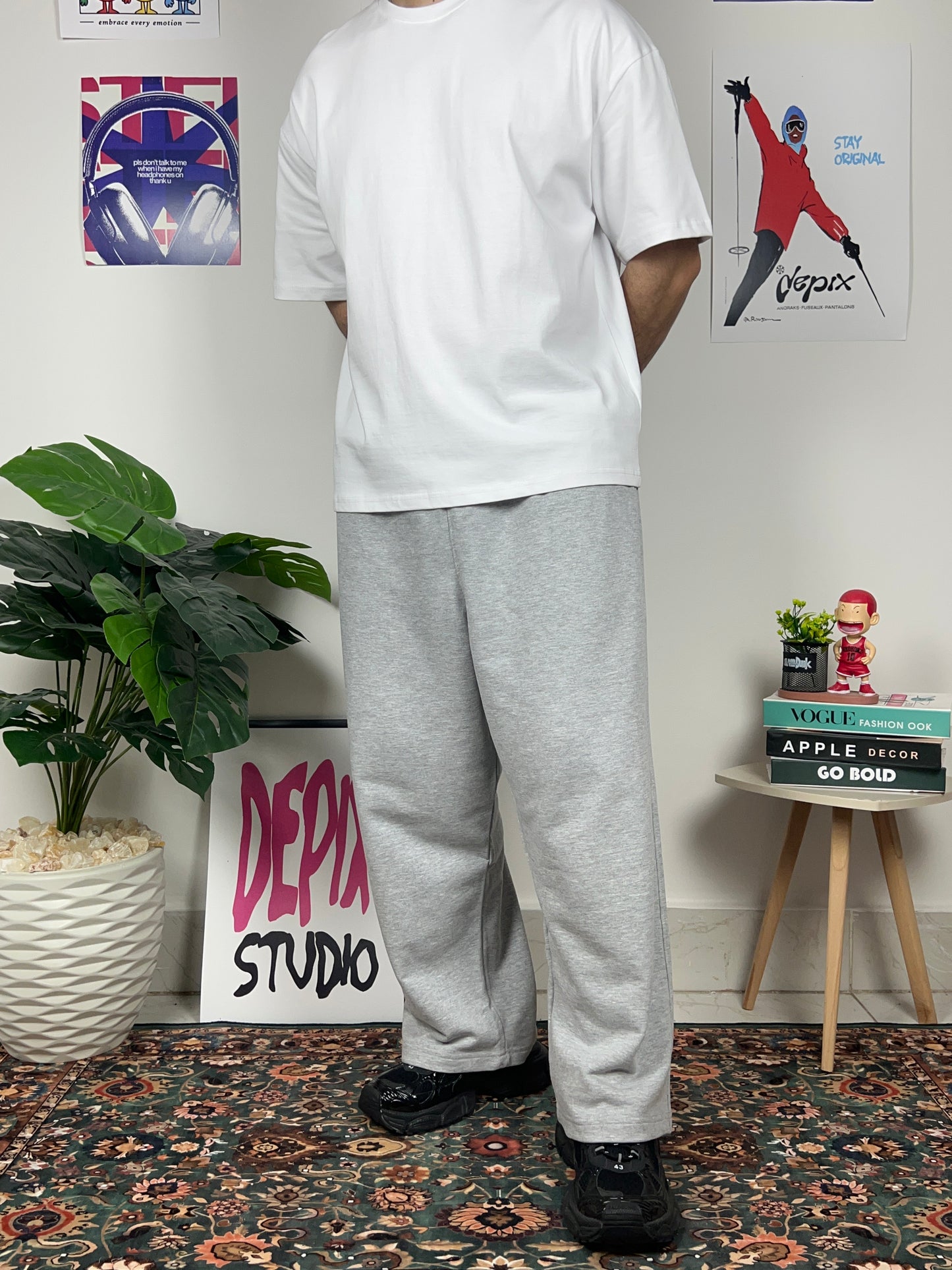 Light Gray - baggy sweatpants