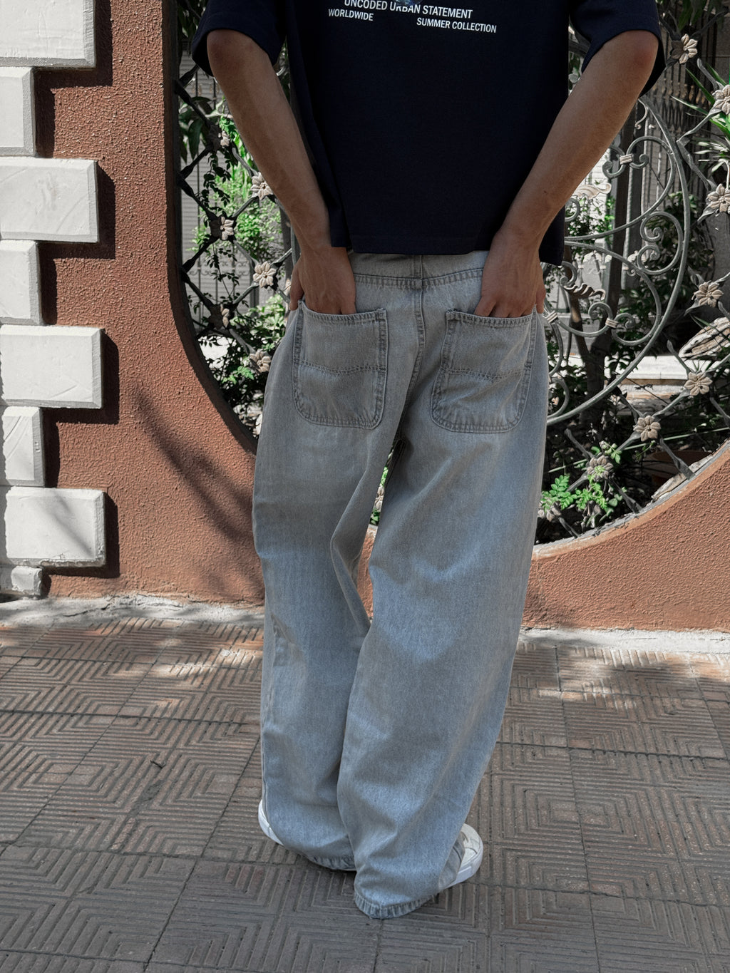 Basic Light Gray Baggy Jeans