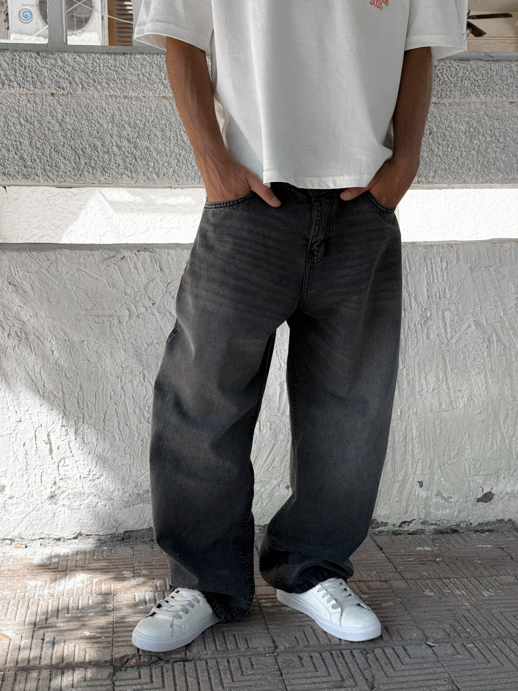 Basic Gray Baggy Jeans