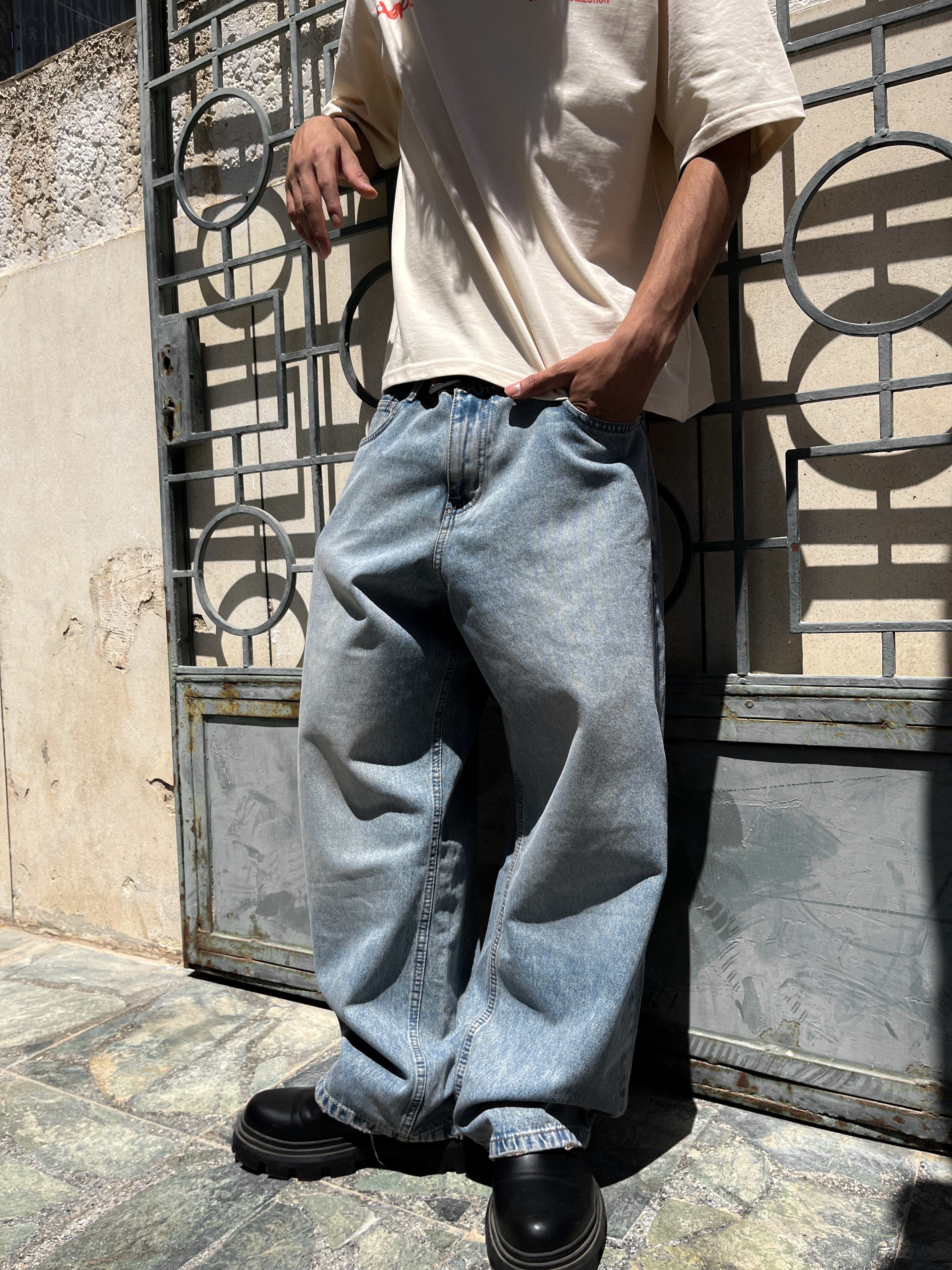 Basic Washed Blue Baggy Jeans